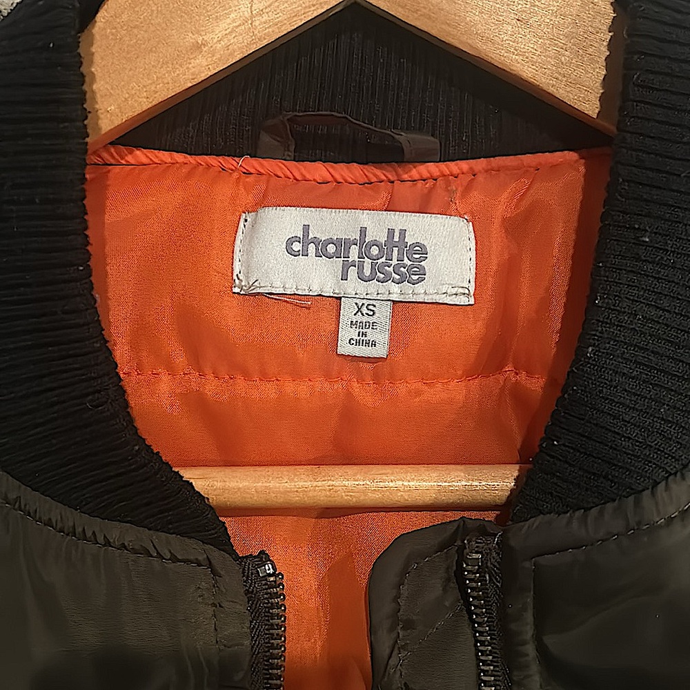 bomber - Picture 5 of 5